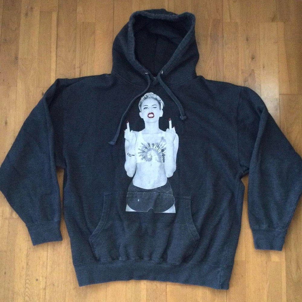2000s Miley Cyrus Hoodie XL 2XL